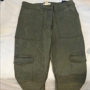 H&M Green Cargo Pants with Relaxed Fit and Articulated Knees